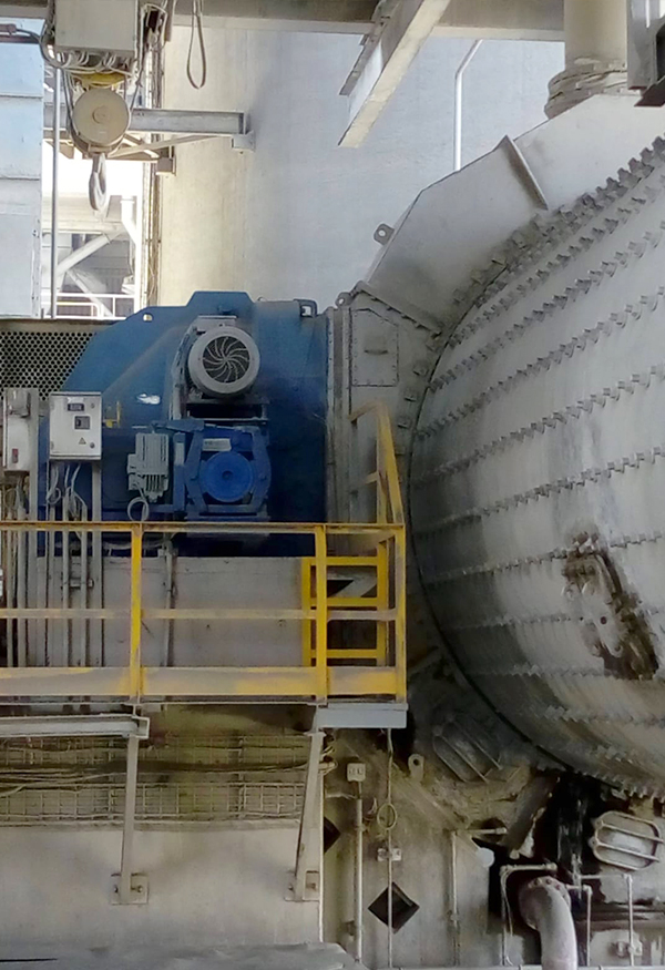 Ball mill maintenance
